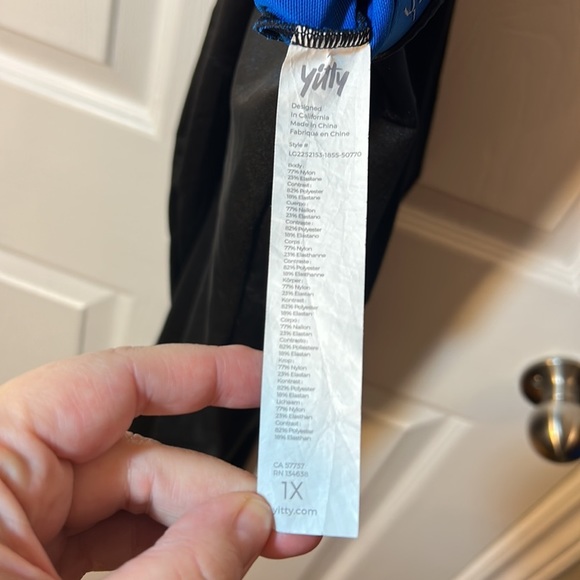 Size 1X Yitty black leggings - Picture 4 of 5